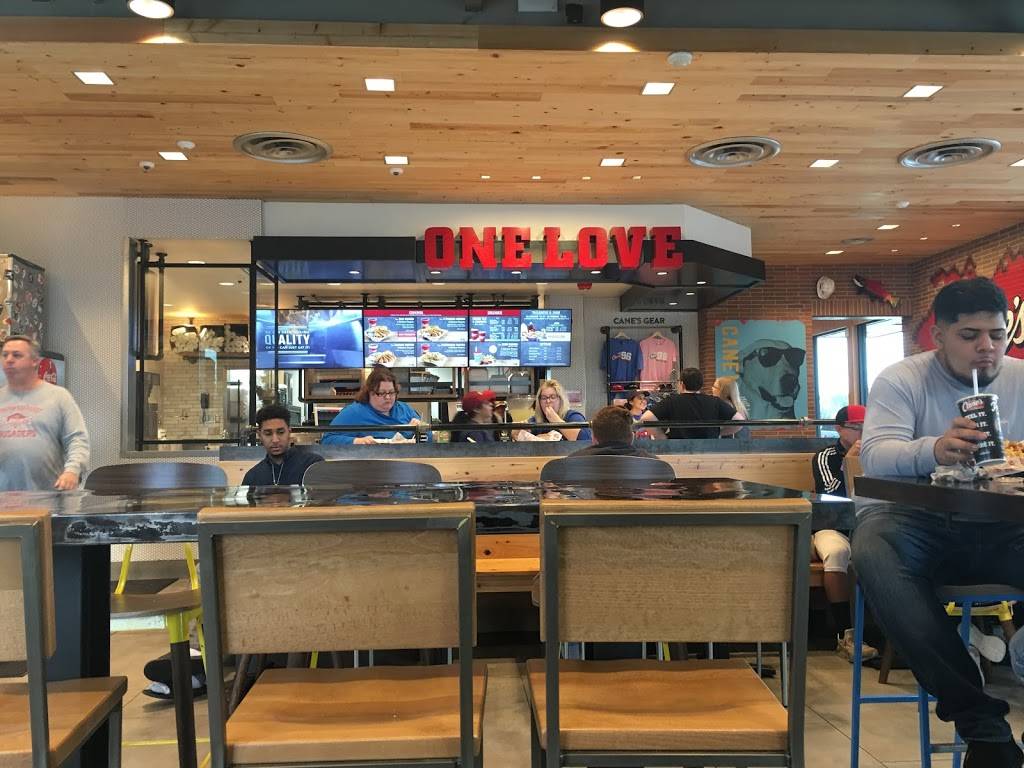 Raising Canes Chicken Fingers | meal takeaway | 1640 Bay Area Blvd, Friendswood, TX 77546, USA | 2812863932 OR +1 281-286-3932