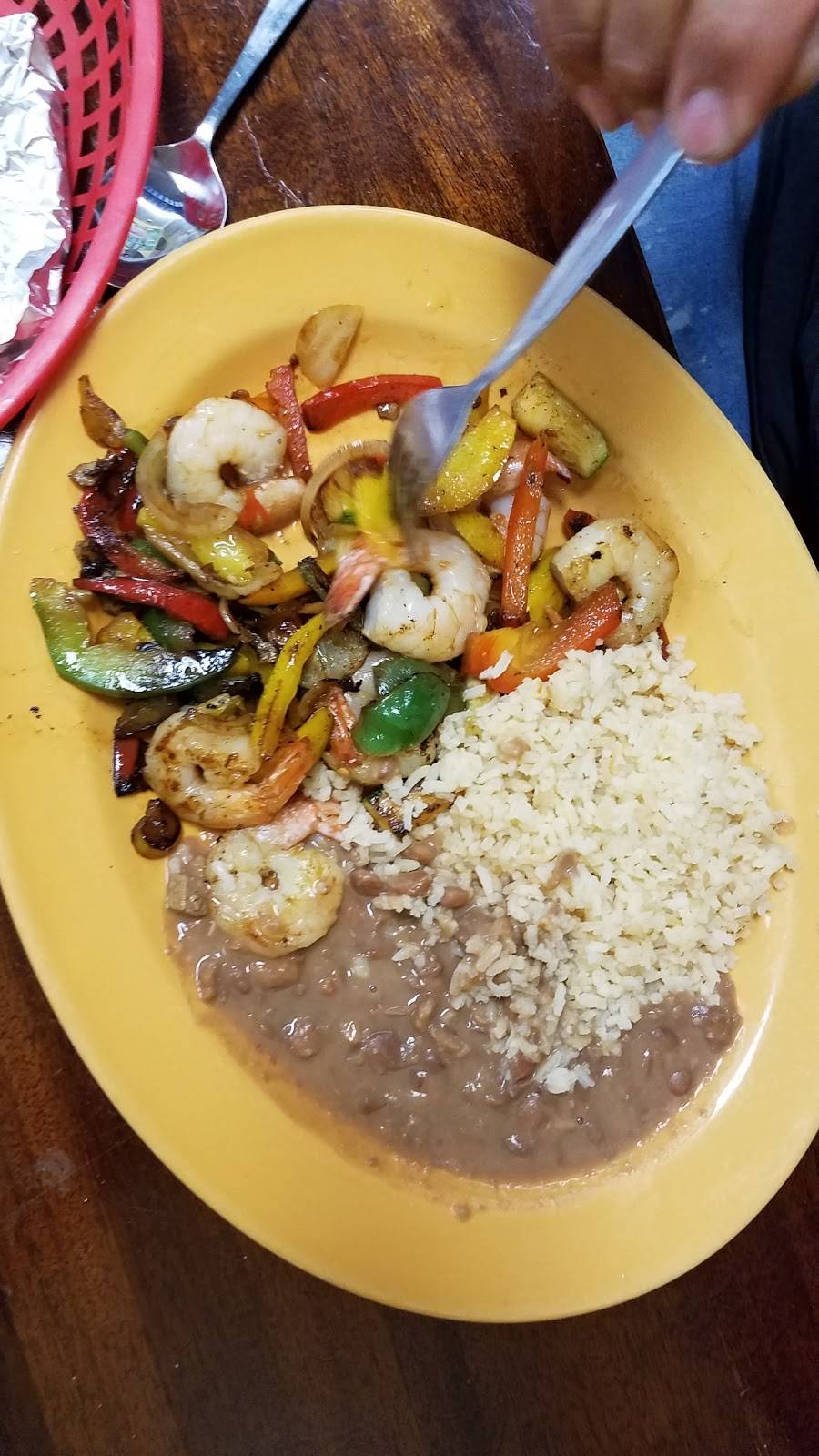 La Fuente Mexican Grill | restaurant | 107 E El Roblar Dr, Ojai, CA 93023, USA | 8056461066 OR +1 805-646-1066