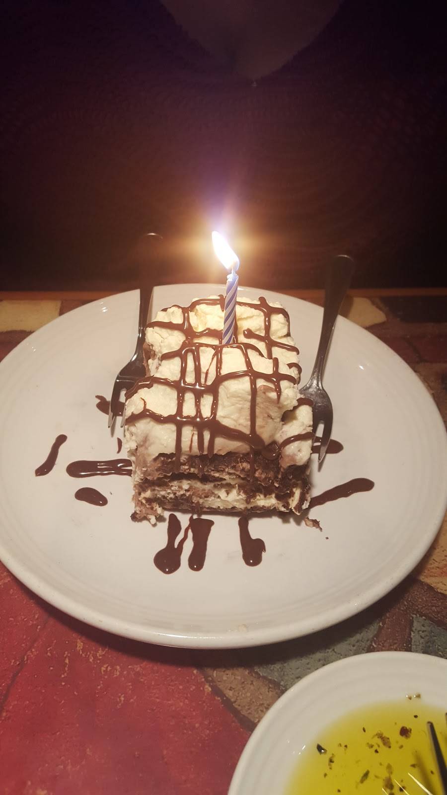 Carrabbas Italian Grill | restaurant | 2668 N Hwy 17, Mt Pleasant, SC 29466, USA | 8438499126 OR +1 843-849-9126