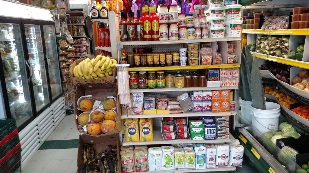 Rancho Grande Market | bakery | 11216 Hwy 99, Everett, WA 98204, USA | 4253559493 OR +1 425-355-9493