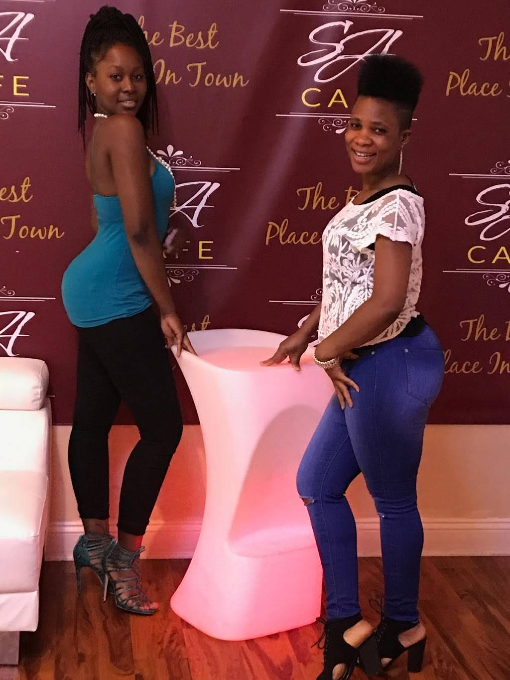 SA CAFE and Lounge | restaurant | 48 Garrett Rd, Upper Darby, PA 19082, USA | 6106013422 OR +1 610-601-3422