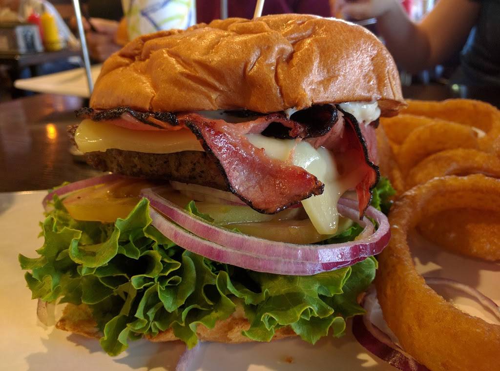 Annys Fine Burger | restaurant | 5375 Kearny Villa Rd, San Diego, CA 92123, USA | 8582780618 OR +1 858-278-0618