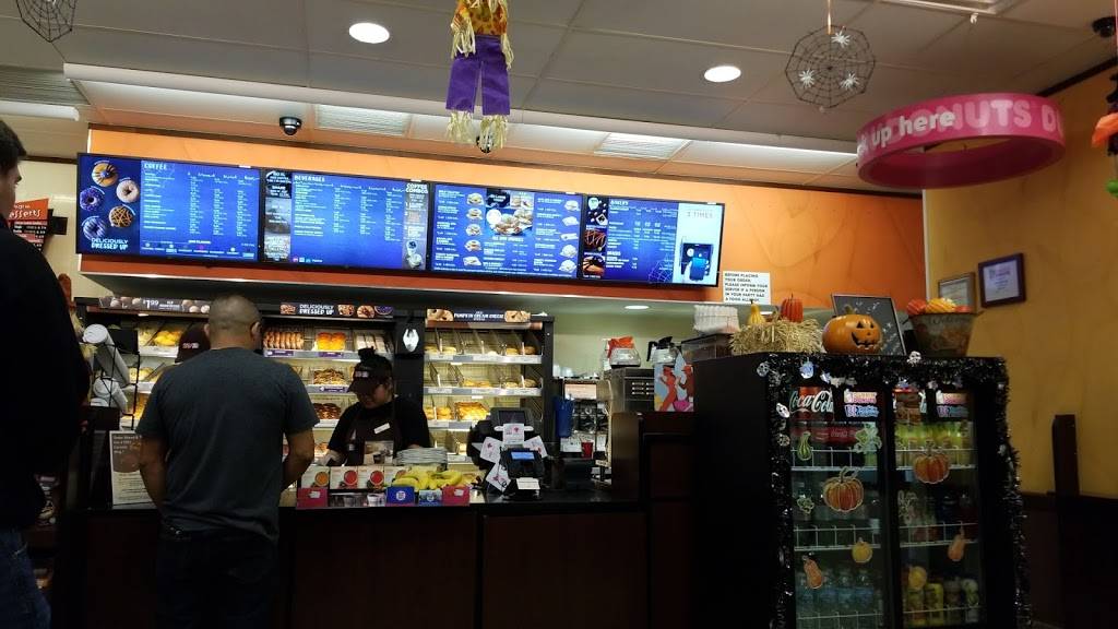 Dunkin Donuts | cafe | 5150 W Touhy Ave, Skokie, IL 60077, USA | 8479820000 OR +1 847-982-0000