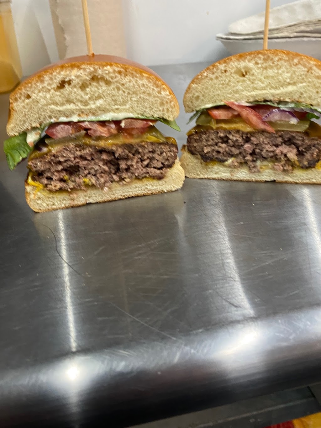 Wingman Grill | restaurant | 3960 W Navy Blvd Unit #39, Pensacola, FL 32507, USA | 8504560071 OR +1 850-456-0071