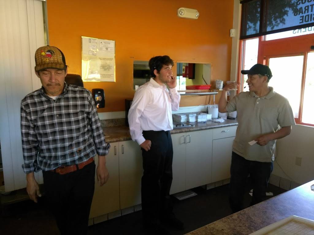 Adalbetos Mexican Food | restaurant | 18945 CA-88, Acampo, CA 95220, USA | 2097593999 OR +1 209-759-3999