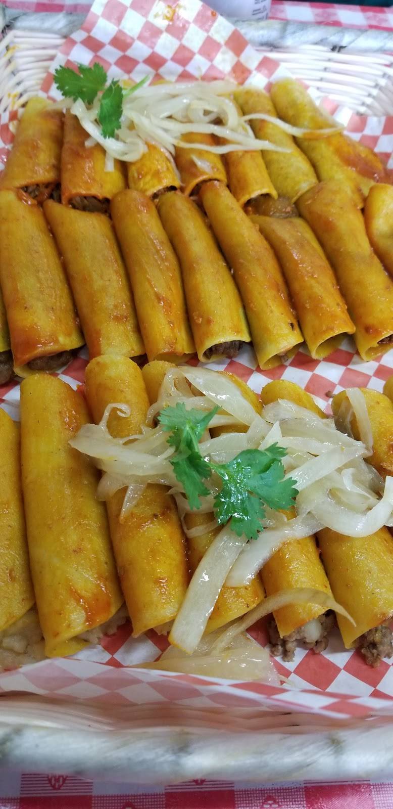 Guapo Taco | restaurant | 2430 W 47th St, Chicago, IL 60632, USA | 7736962777 OR +1 773-696-2777