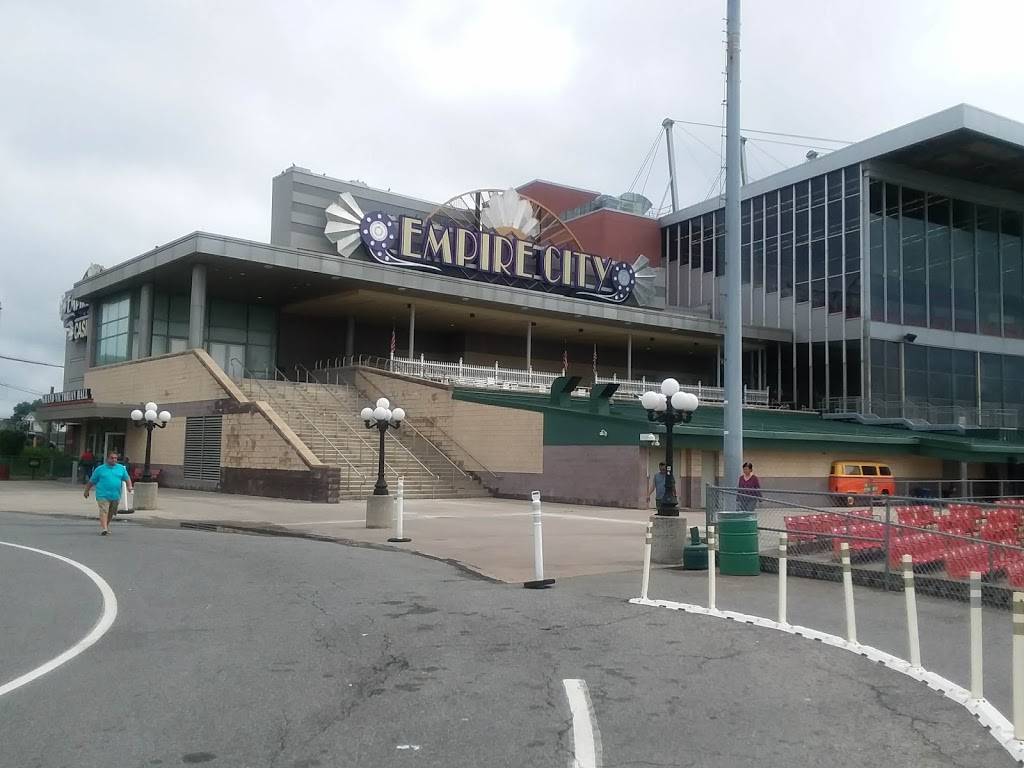 Empire City Casino | restaurant | 810 Yonkers Ave, Yonkers, NY 10704, USA | 9149684200 OR +1 914-968-4200