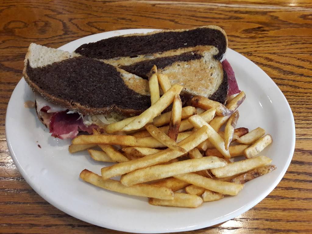 Out Of The Ordinary | restaurant | 61 S Van Buren St, Nashville, IN 47448, USA | 8127789730 OR +1 812-778-9730