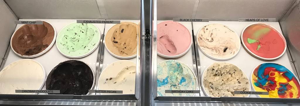 Avilla Diner and Dairy Treat | restaurant | 712 S Main St, Avilla, IN 46710, USA | 2608974400 OR +1 260-897-4400