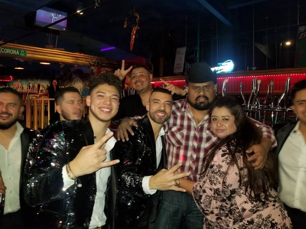 El Paraiso Restaurant | restaurant | 29097 Mission Blvd, Hayward, CA 94544, USA | 5108891048 OR +1 510-889-1048