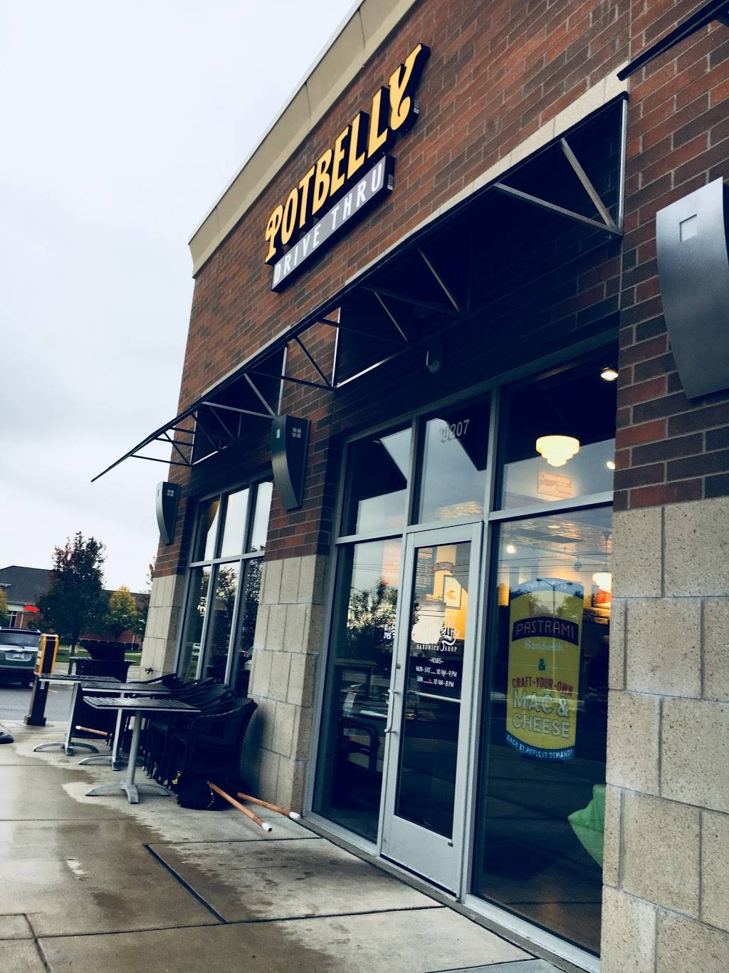 Potbelly Sandwich Shop | restaurant | 30207 Mound Rd, Warren, MI 48092, USA | 5863530323 OR +1 586-353-0323