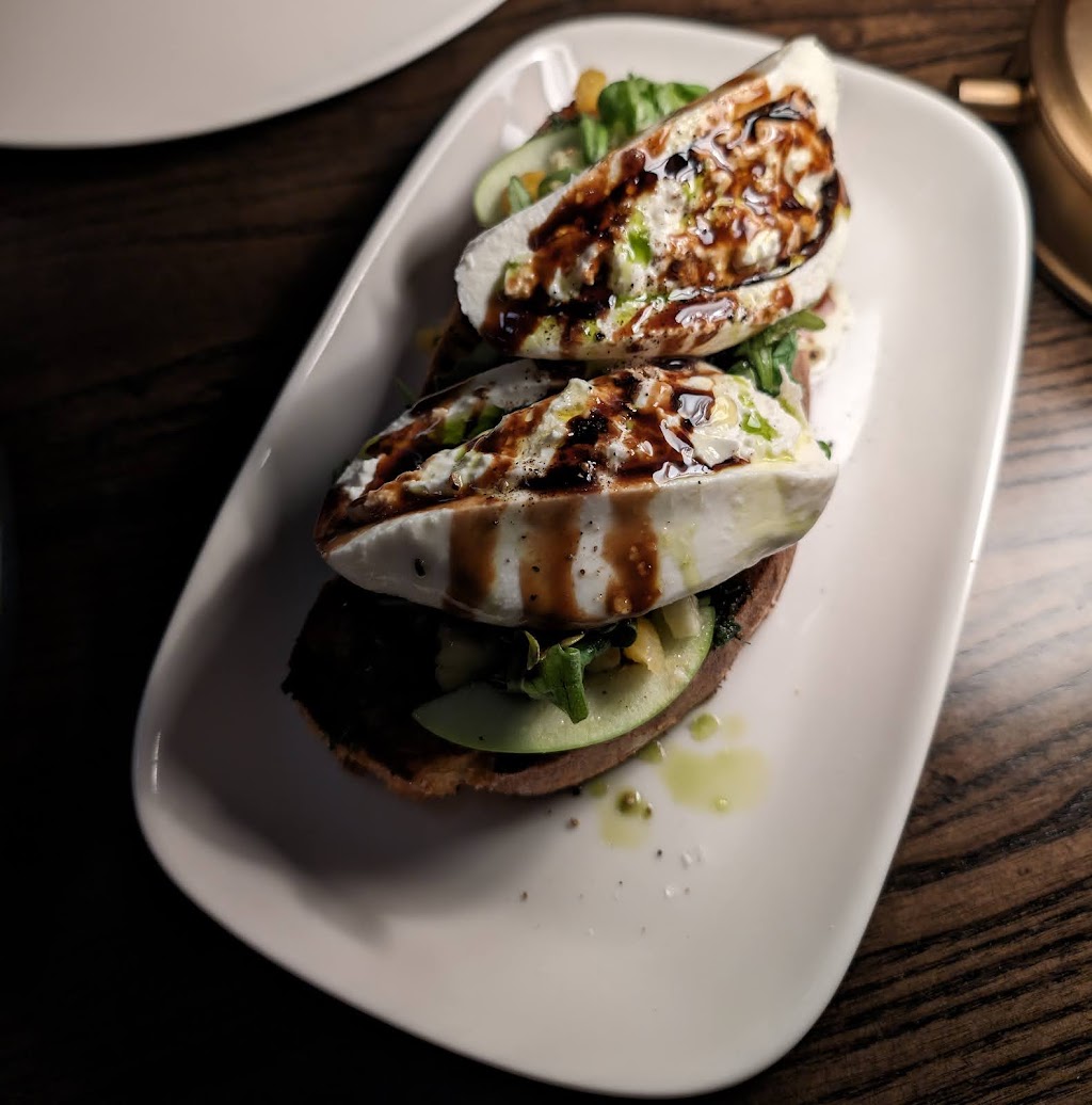 Heirloom | restaurant | 1871 Fountain Dr Suite 300, Reston, VA 20190, USA | 7034812390 OR +1 703-481-2390