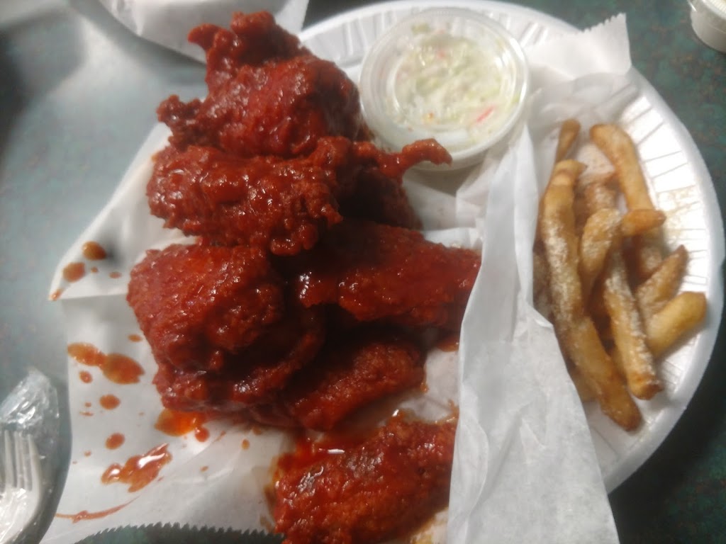 Sharks Fish & Chicken | restaurant | 2665 N Donaghey Ave, Conway, AR 72032, USA | 5013586737 OR +1 501-358-6737