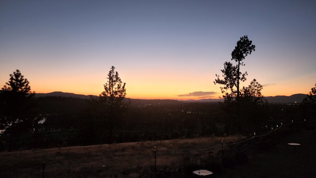 Stellas On The Hill | restaurant | 4176 E Potlatch Hill Rd, Coeur dAlene, ID 83814, USA | 2082694017 OR +1 208-269-4017