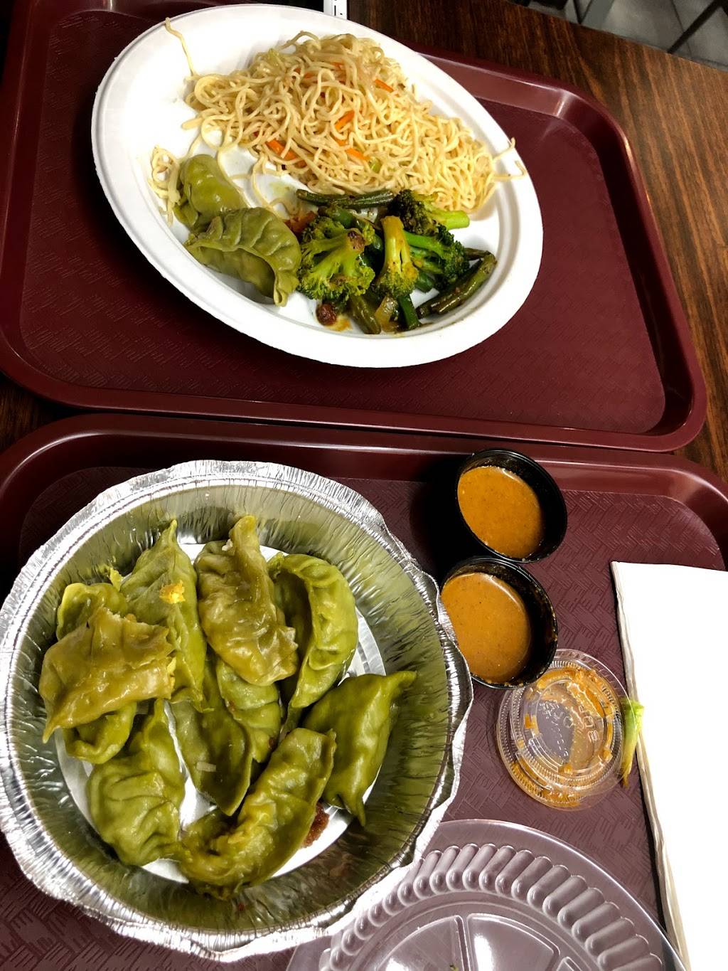 MOMO Factory | restaurant | 3202 N Broadway, Chicago, IL 60657, USA | 7736612970 OR +1 773-661-2970