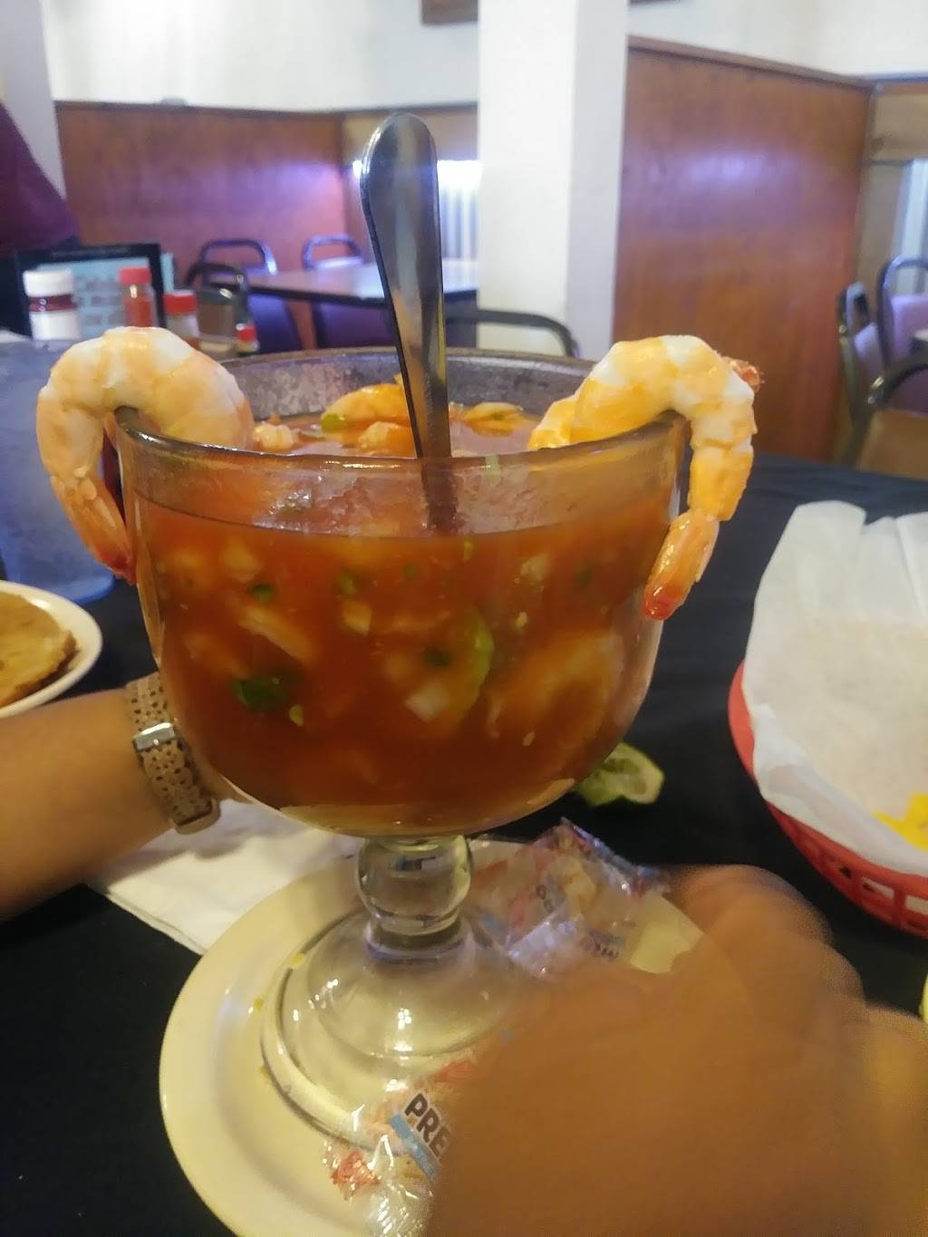 La Jaivita Bar & Grill | restaurant | 9508 Overlake Dr, Dallas, TX 75220, USA | 2143523444 OR +1 214-352-3444