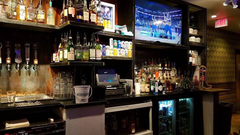 High Fives | restaurant | 1804 McMillan Ave, Dallas, TX 75206, USA | 2148215555 OR +1 214-821-5555