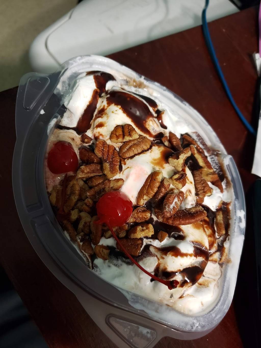 Dairy Queen Restaurant | restaurant | 2103 Red Bluff Rd, Pasadena, TX 77506, USA | 7134777105 OR +1 713-477-7105