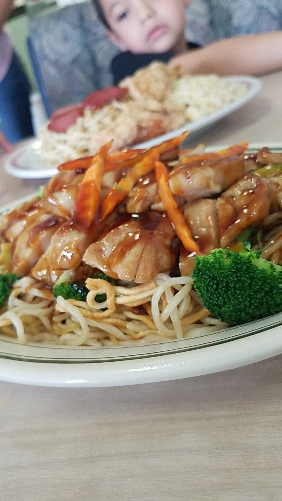 Hong Kong Chop Suey | restaurant | 12561 Avenue 416 B, Orosi, CA 93647, USA | 5595283648 OR +1 559-528-3648