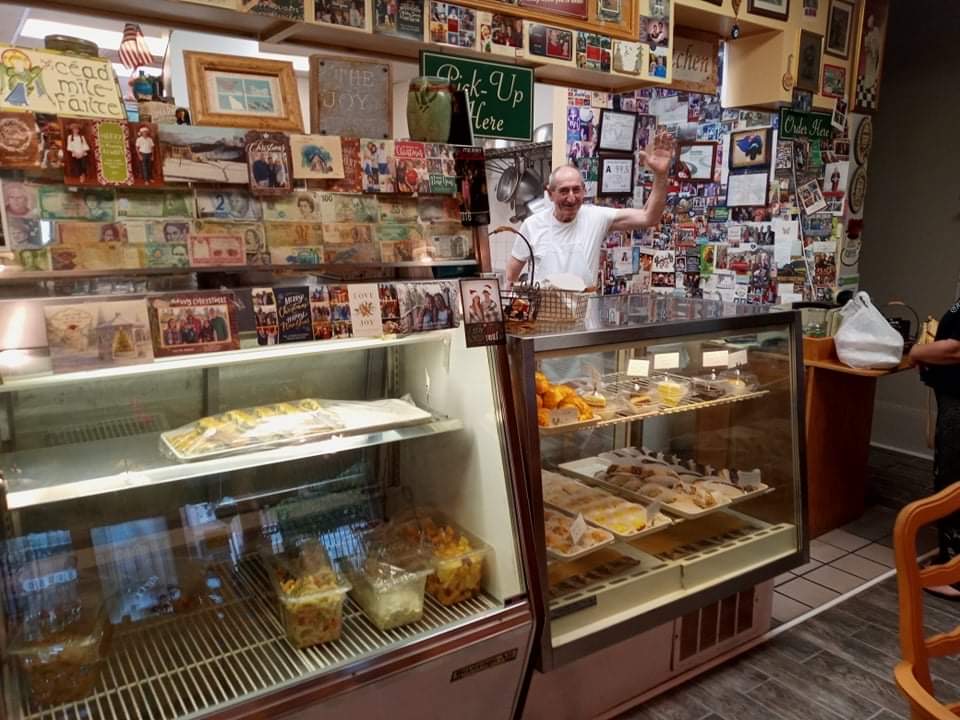 Nils Cafe Mediterranean Cuisine | cafe | 513 Broad St, Fuquay-Varina, NC 27526, USA | 9195670887 OR +1 919-567-0887