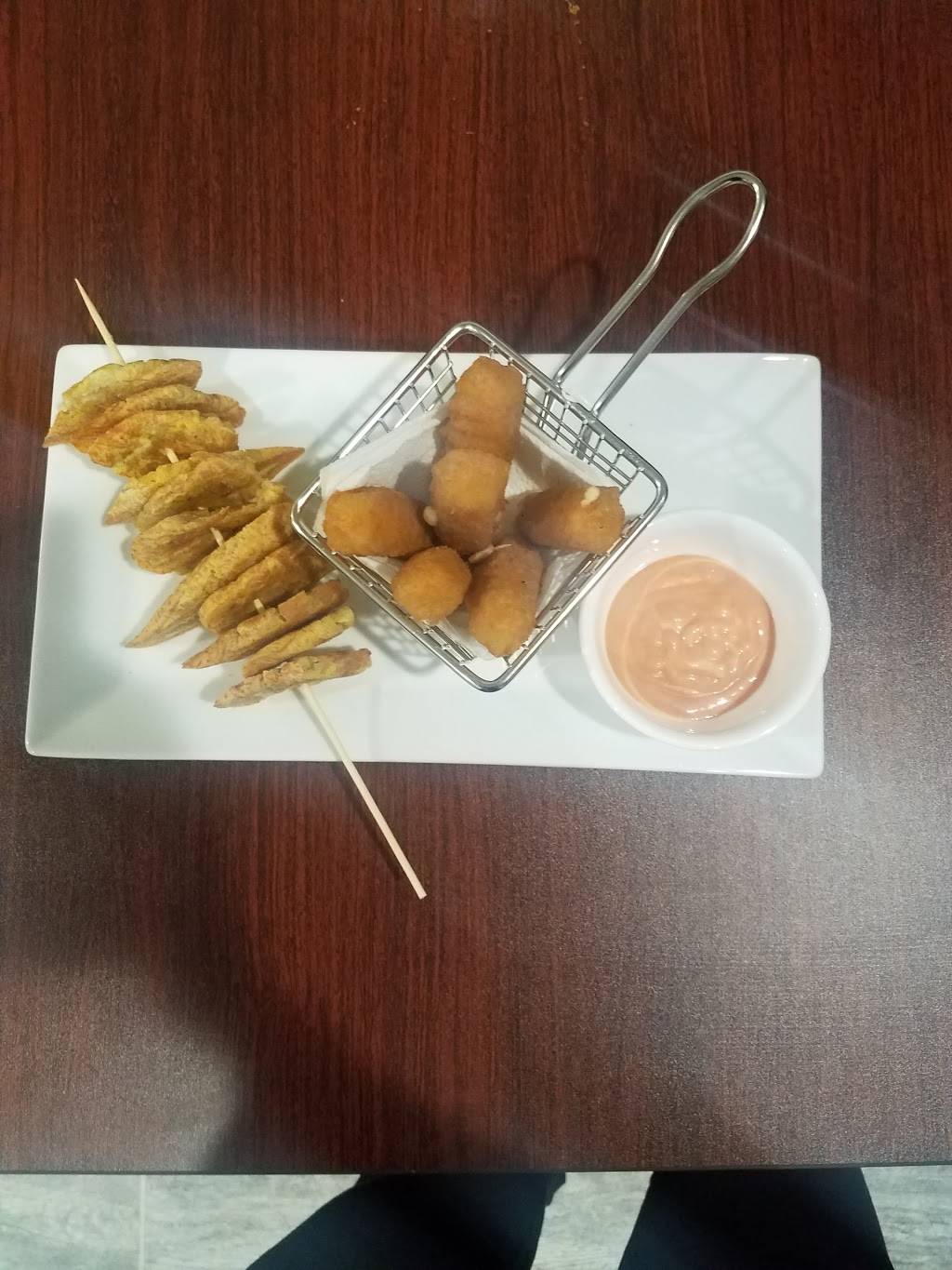 La Fogata | restaurant | 326 Lowell St, Lawrence, MA 01841, USA | 9786558251 OR +1 978-655-8251