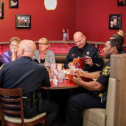 Huddle House | meal takeaway | 2751 Allison Bonnet Memorial, Parkway, Hueytown, AL 35023, USA | 7703251300 OR +1 770-325-1300