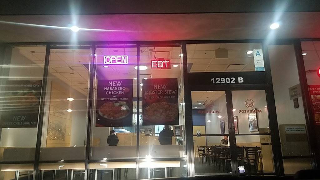 Yoshinoya Sylmar | restaurant | 12902 Foothill Blvd, Sylmar, CA 91342, USA | 8183657444 OR +1 818-365-7444