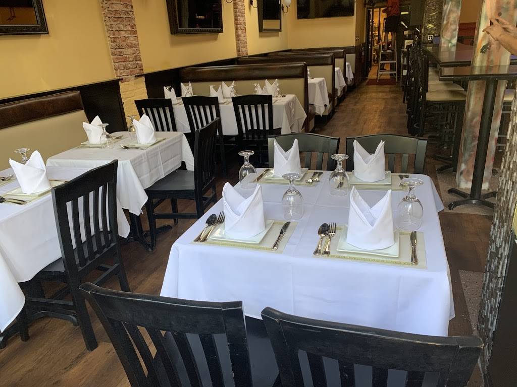 Spice Squared Indian restaurant, American & Sports Bar | restaurant | 2903 ODonnell St, Baltimore, MD 21224, USA | 6673033142 OR +1 667-303-3142