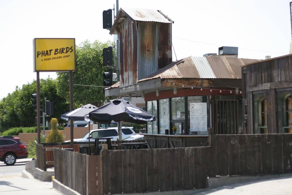 Phat Birds | meal takeaway | 4701 E 3rd St, East Los Angeles, CA 90022, USA | 3239439191 OR +1 323-943-9191