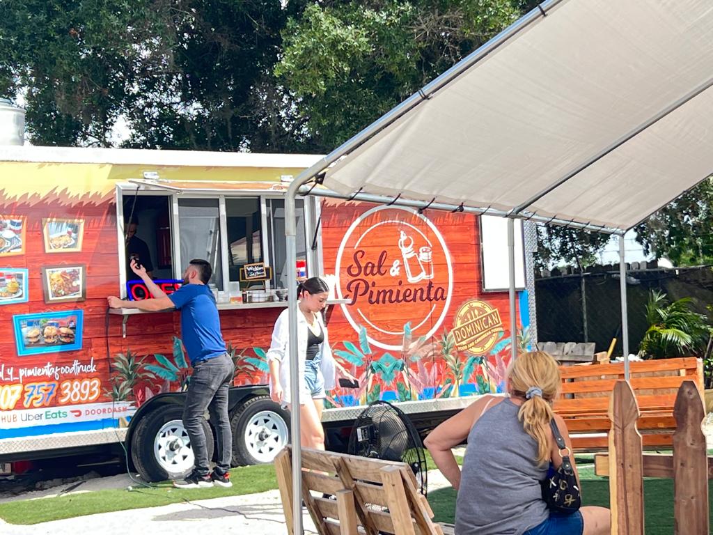 Sal y Pimienta | restaurant | 2255 U.S. Hwy 17-92 N, Haines City, FL 33844, USA | 4077573893 OR +1 407-757-3893