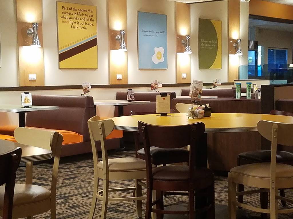 Village Inn | bakery | 7011 W Hillsborough Ave, Tampa, FL 33634, USA | 8138845292 OR +1 813-884-5292