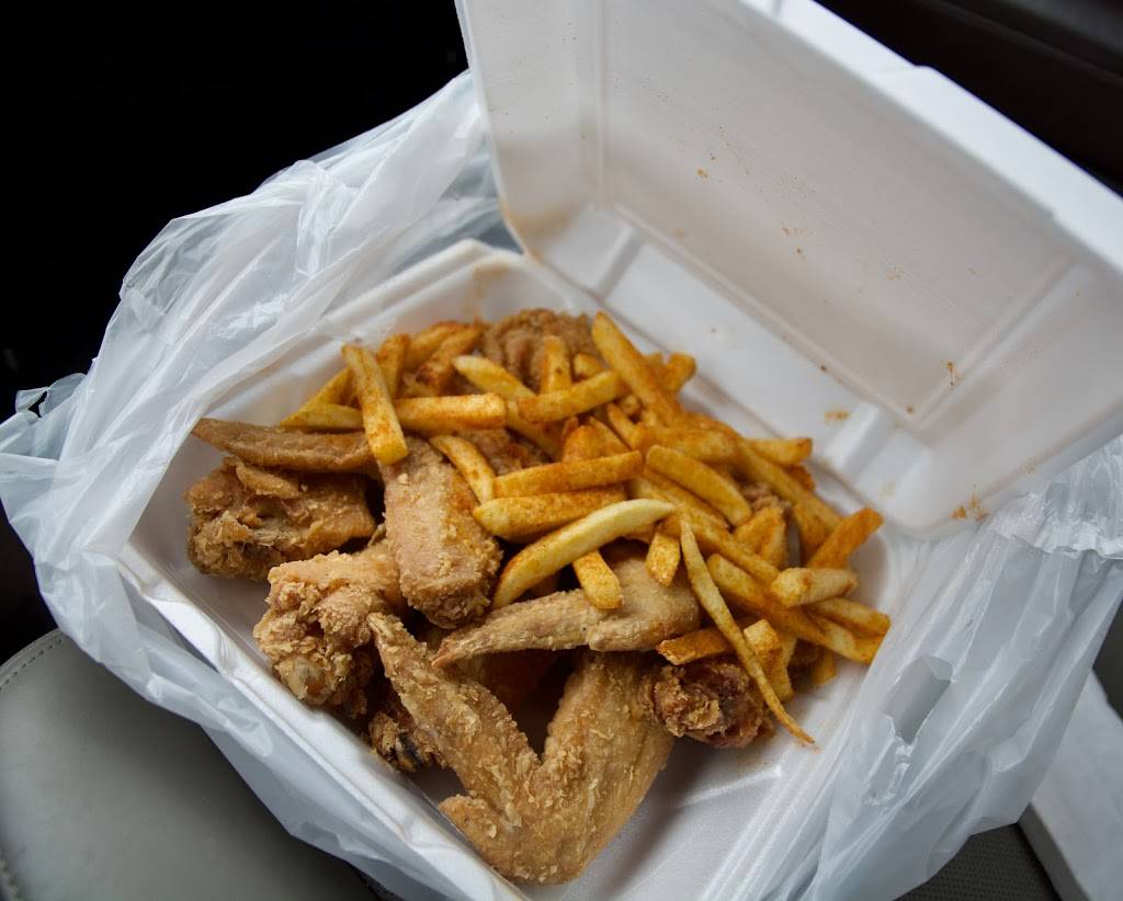 Captain Mike | restaurant | 5101 Tidwell Rd #500, Houston, TX 77016, USA | 8324337826 OR +1 832-433-7826