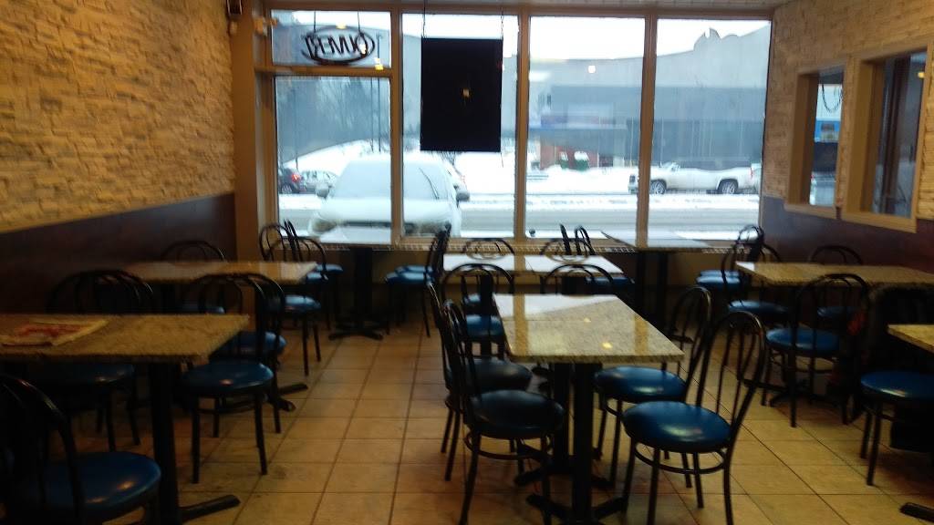 Rôtisserie Fusée | restaurant | 2900 Chemin des Quatre-Bourgeois #107, Québec, QC G1V 1Y4, Canada | 4186581999 OR +1 418-658-1999