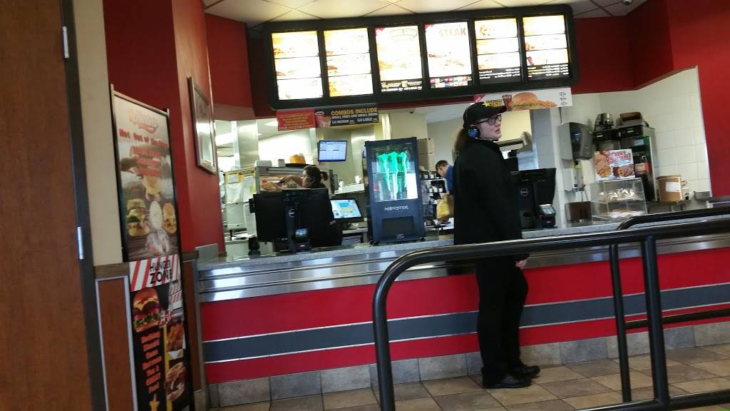 Hardees | restaurant | 907 Lawrence Dr, Burlington, IA 52601, USA | 3197524029 OR +1 319-752-4029