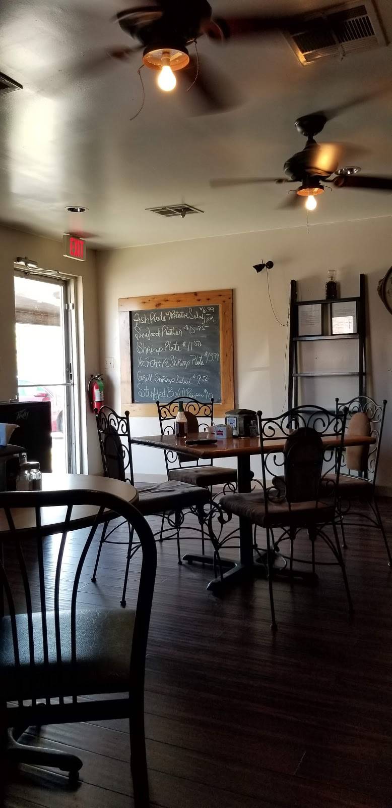 Bridge City Grill | restaurant | 1600 Bridge City Ave, Bridge City, LA 70094, USA | 5047848338 OR +1 504-784-8338