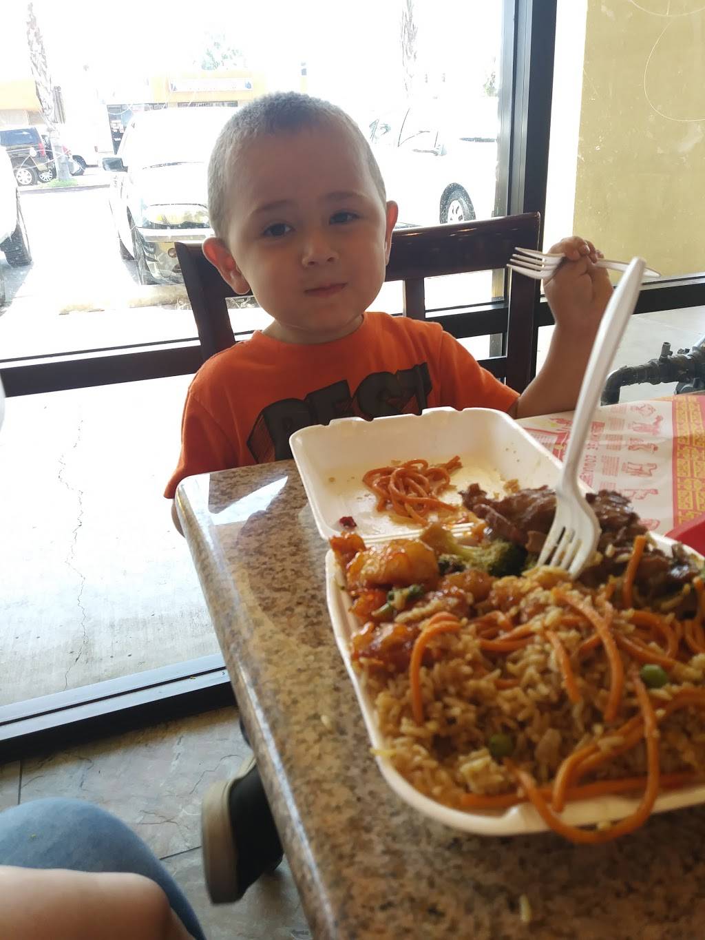 Mr You Chinese Food | restaurant | 406 E 4th St, Perris, CA 92570, USA | 9519406500 OR +1 951-940-6500