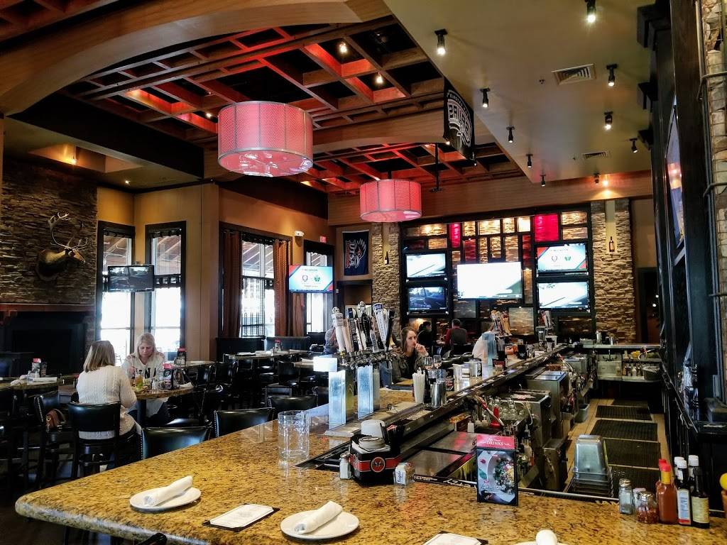 Stone Werks Big Rock Grille, The Rim | restaurant | 5807 Worth Pkwy, San Antonio, TX 78257, USA | 2105589898 OR +1 210-558-9898