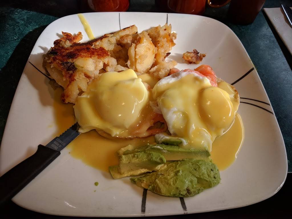 Sunset Diner | restaurant | 593 Meeker Ave, Brooklyn, NY 11222, USA | 7183492777 OR +1 718-349-2777