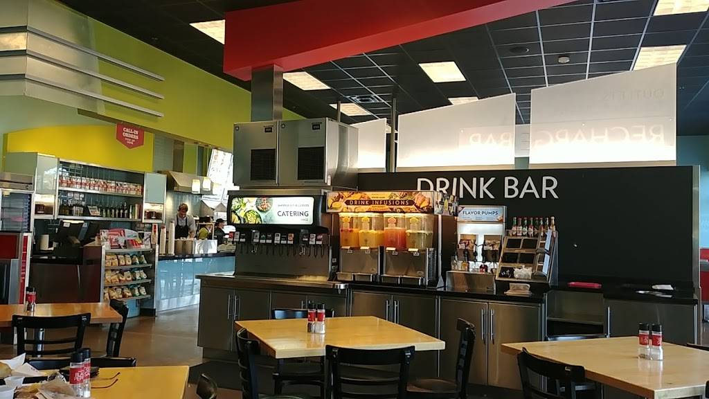 Café Zupas | meal takeaway | 10680 S River Front Pkwy, South Jordan, UT 84095, USA | 8012538881 OR +1 801-253-8881