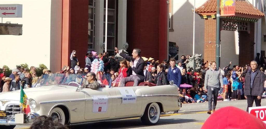 Golden Dragon Parade | restaurant | 823 N. Hill Street, First Floor, Los Angeles, CA 90012, USA | 2136170396 OR +1 213-617-0396