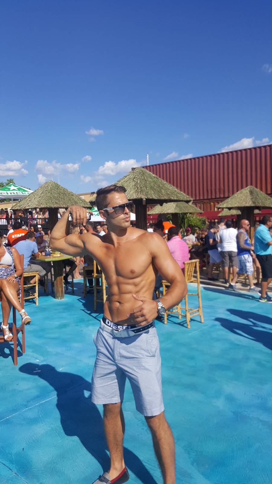 Tiki Island | restaurant | 225 Ellis St, Staten Island, NY 10307, USA | 7189481903 OR +1 718-948-1903