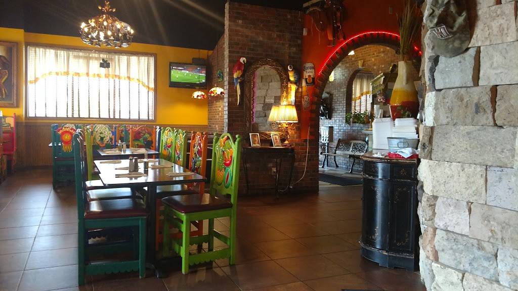 El Camino Real | restaurant | 2185 Commerce Dr, Bluffton, IN 46714, USA | 2605653300 OR +1 260-565-3300