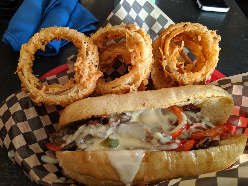 The Funky Kitchen | restaurant | 115 Redwood Hwy, Cave Junction, OR 97523, USA | 5415925055 OR +1 541-592-5055