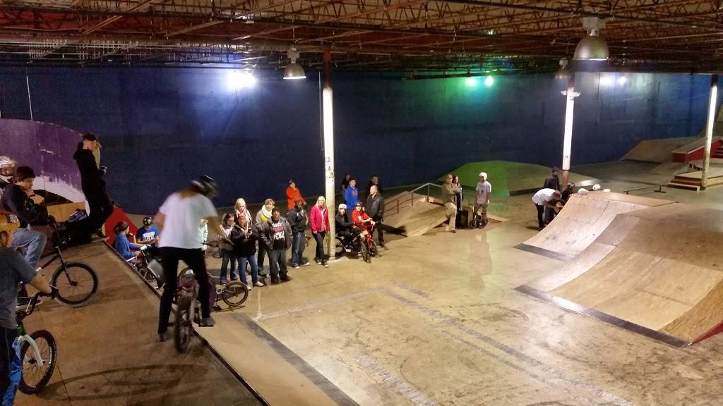 Wedgewood Ramps Skate Park | meal takeaway | 1739 S Raccoon Rd, Austintown, OH 44515, USA | 3307747809 OR +1 330-774-7809