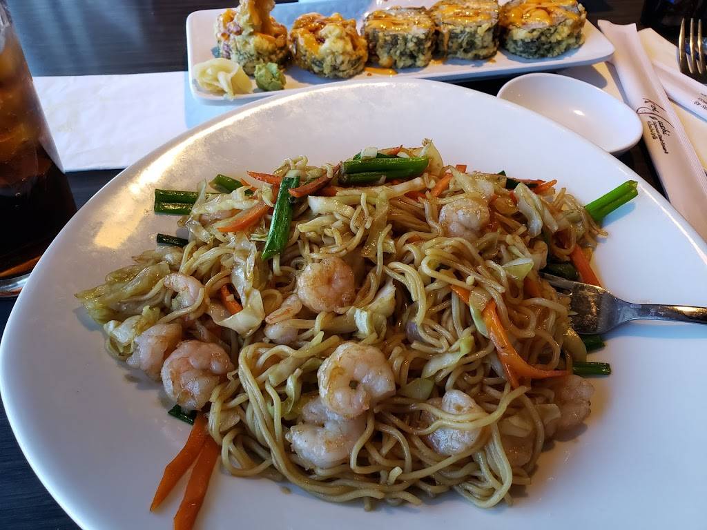 Koi Sushi | restaurant | 2389 Pass Rd, Biloxi, MS 39531, USA | 2283882233 OR +1 228-388-2233