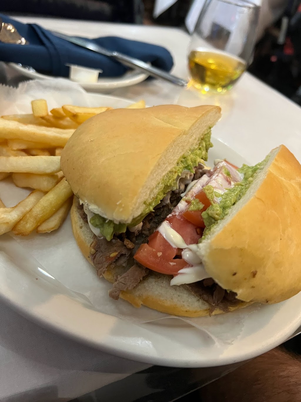 La Roja de Todos | restaurant | 3307 108th St, Queens, NY 11368, USA | 7184243055 OR +1 718-424-3055