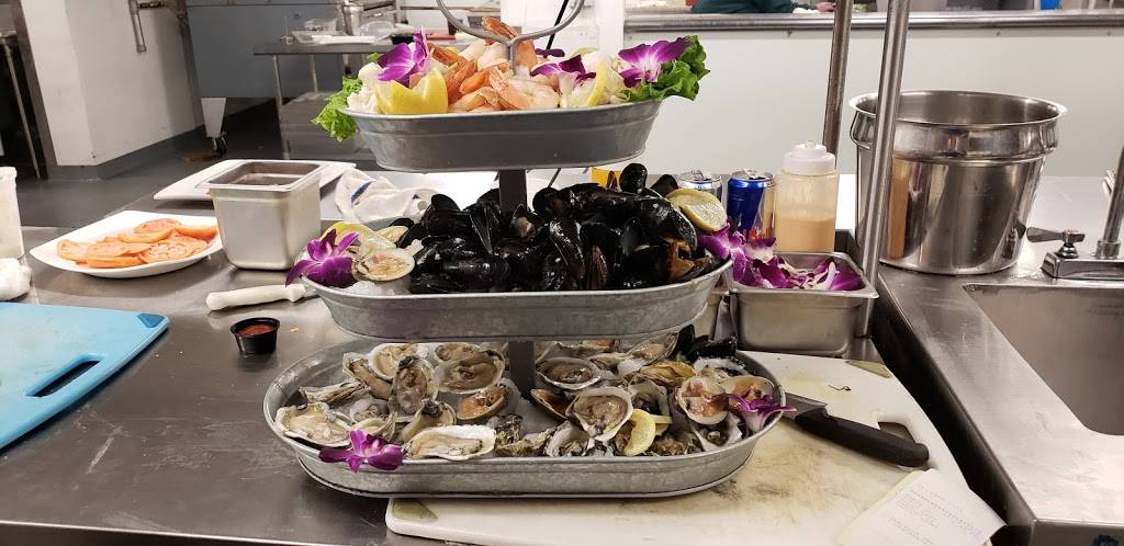 The Stables of Yellow House | restaurant | 378 Thornton Rd, Thornton, PA 19373, USA | 6103581500 OR +1 610-358-1500