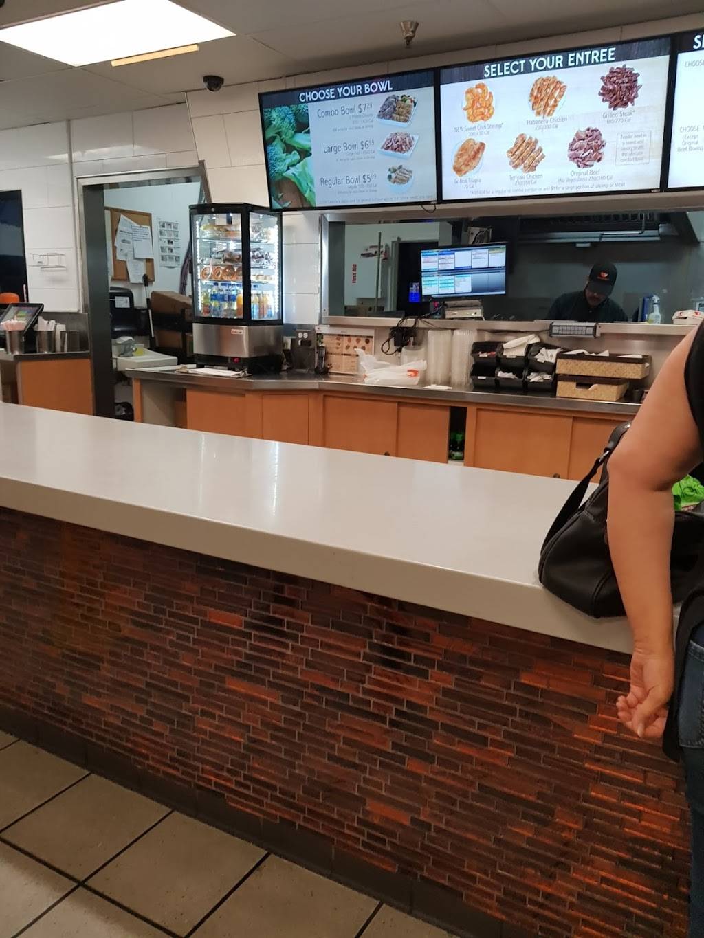 Yoshinoya Montebello | restaurant | 1479 N Montebello Blvd, Montebello, CA 90640, USA | 3237266250 OR +1 323-726-6250