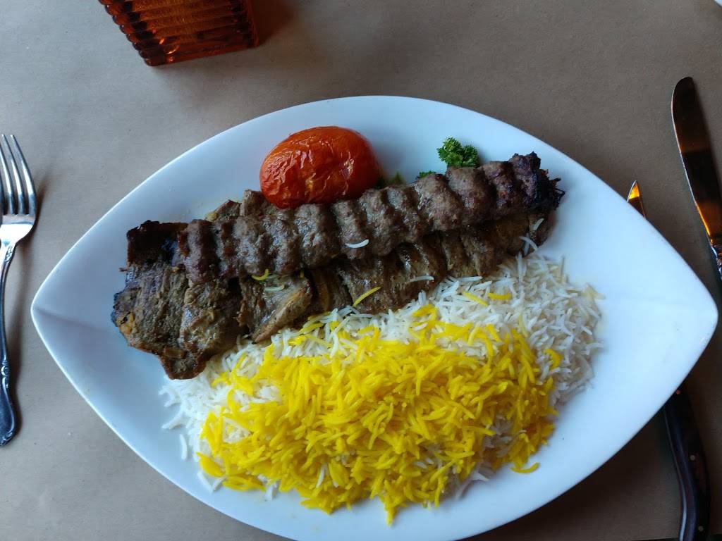 The Old Spaghetti Factory | restaurant | 2107 Broadway, Redwood City, CA 94063, USA | 6502169713 OR +1 650-216-9713