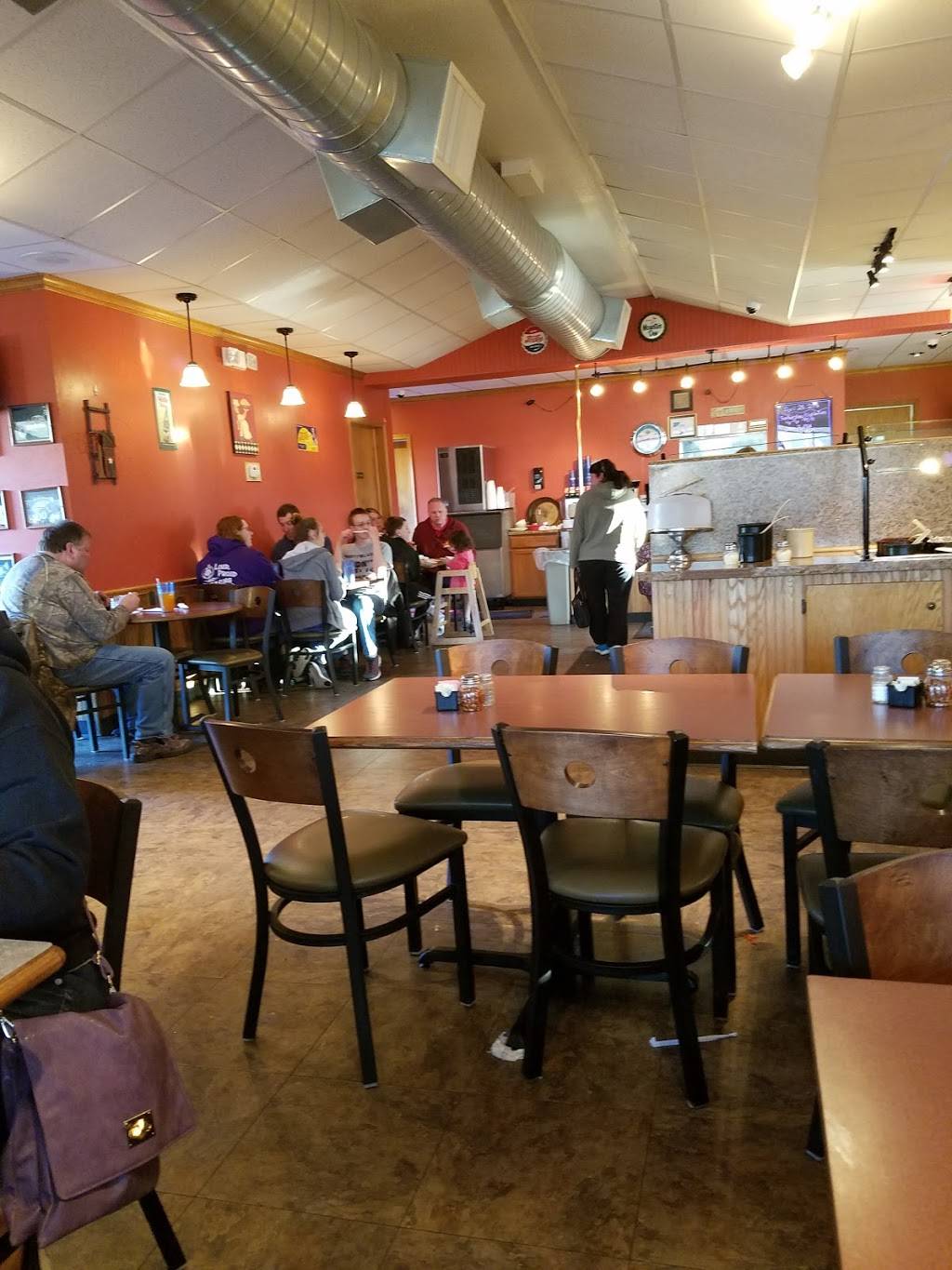 Fort Ball Pizza Palace | restaurant | 1307 W State St, Fremont, OH 43420, USA | 4193347800 OR +1 419-334-7800